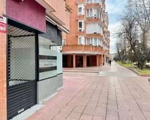 Vista exterior de Local en venda en Vitoria - Gasteiz