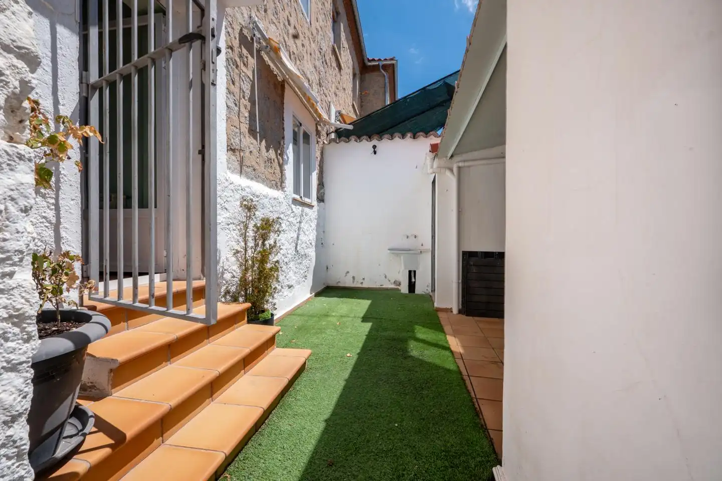 Terrasse von Erdgeschoss zum Verkauf in Ávila mit Heizung, Privatgarten und Terrasse
