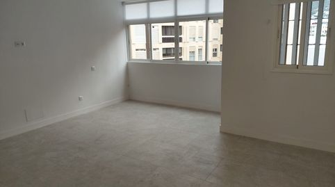 Foto 3 de Piso de alquiler en Calle Tirso de Molina, La Salle - Cuatro Torres, Santa Cruz de Tenerife Capital