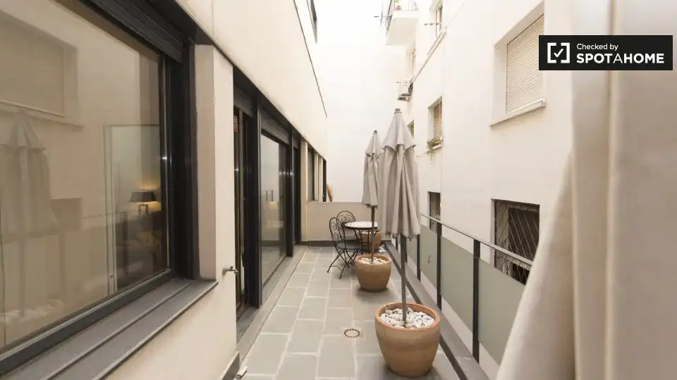 Appartamento con terrazza in affitto a Barrio de Salamanca, imagen 8