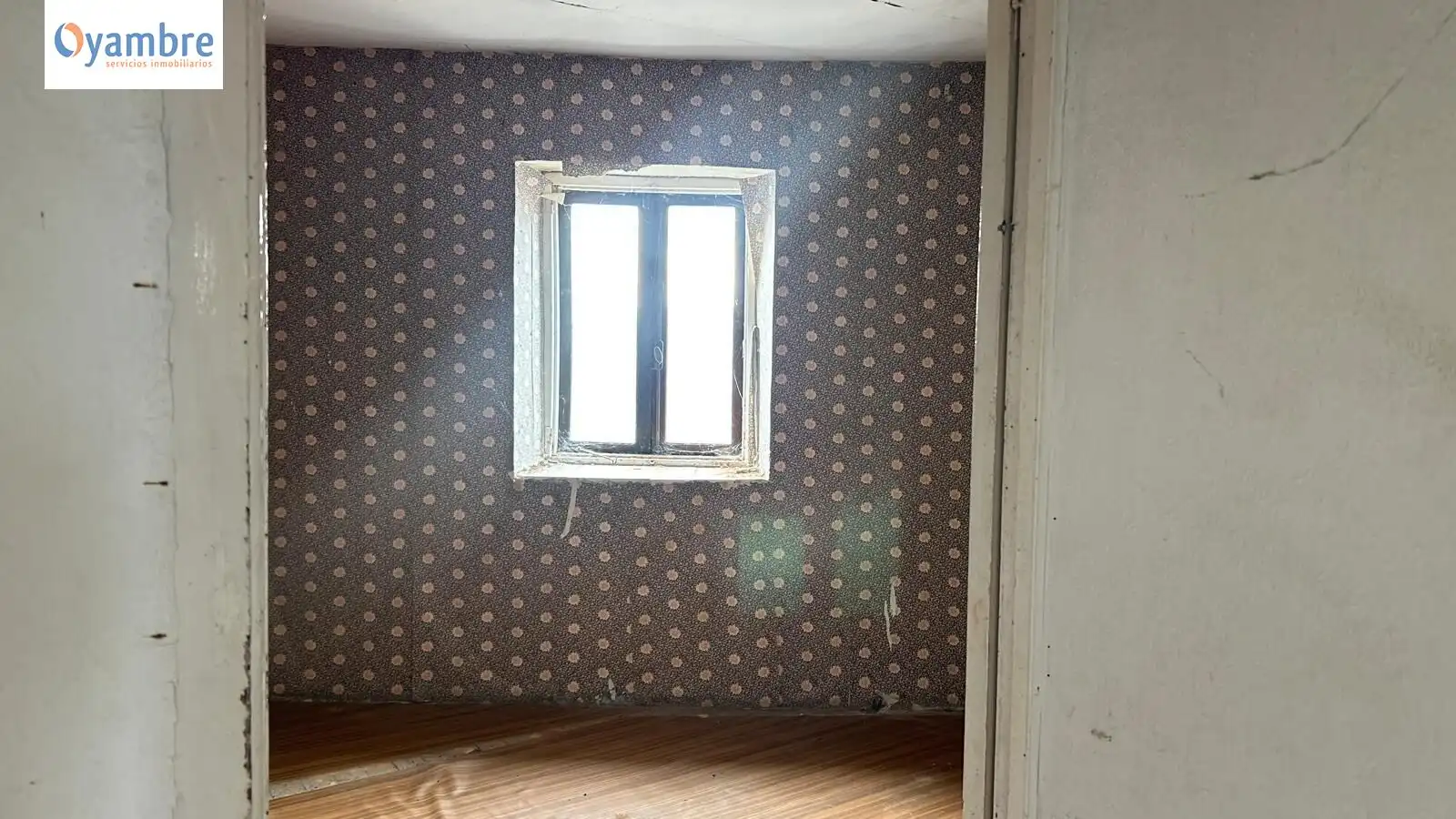 Habitación de Piso en venta en Hazas de Cesto con Balcón