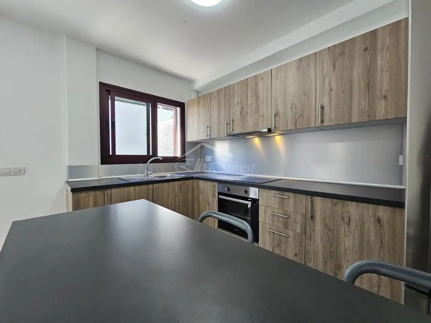 Cocina de Casa adosada en venta en El Tanque con Aire acondicionado, Jardín privado y Terraza