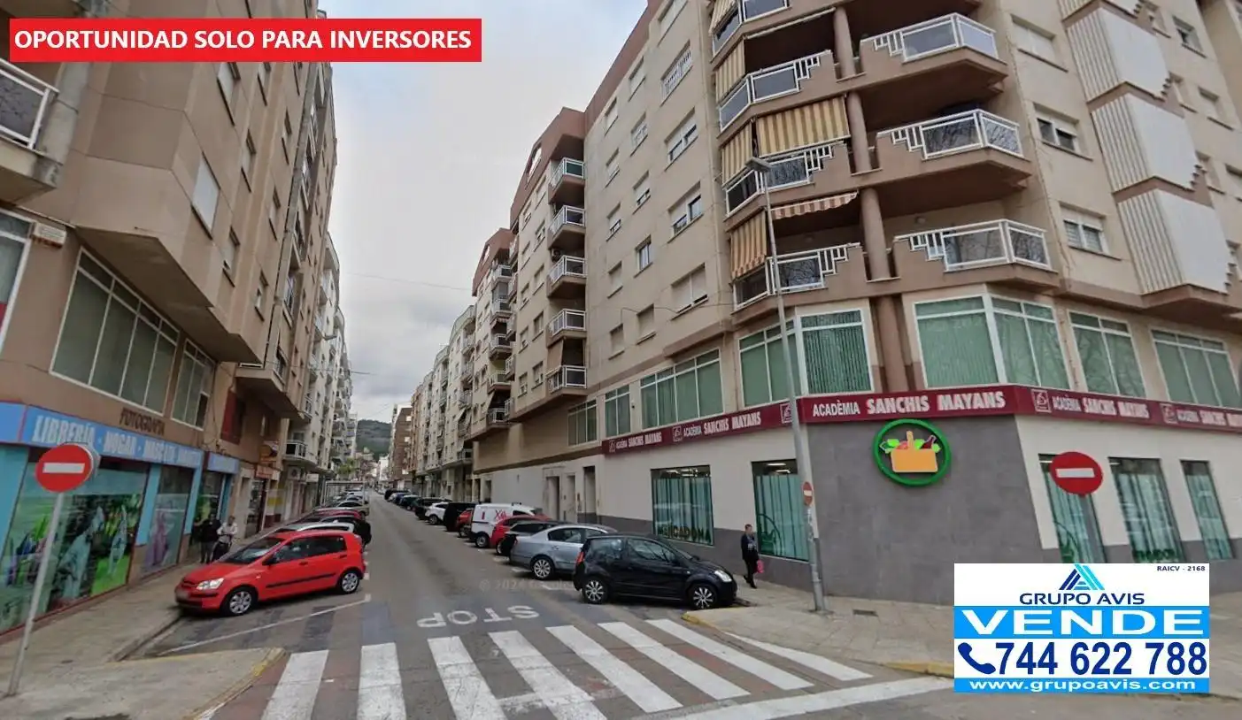 Vista exterior de Pis en venda en Oliva amb Traster