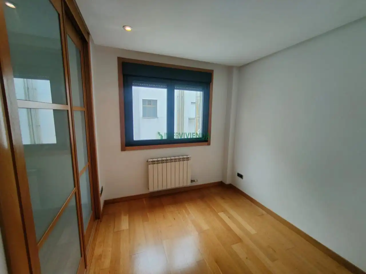Schlafzimmer von Wohnung zur Miete in Vigo  mit Heizung und Terrasse