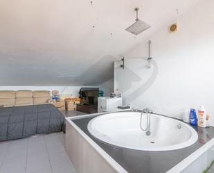 Dormitori de Dúplex en venda en Sabadell amb Balcó i Jacuzzi