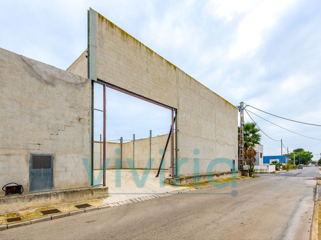 Vista exterior de Nave industrial en venta en Vinaròs