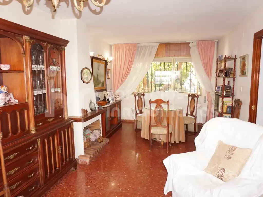 Sala d'estar de Casa o xalet en venda en Vélez-Málaga amb Aire condicionat i Moblat