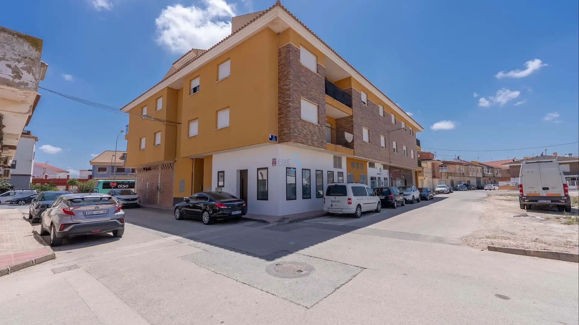 Vista exterior de Piso en venta en Torre-Pacheco con Calefacción, Trastero y Balcón