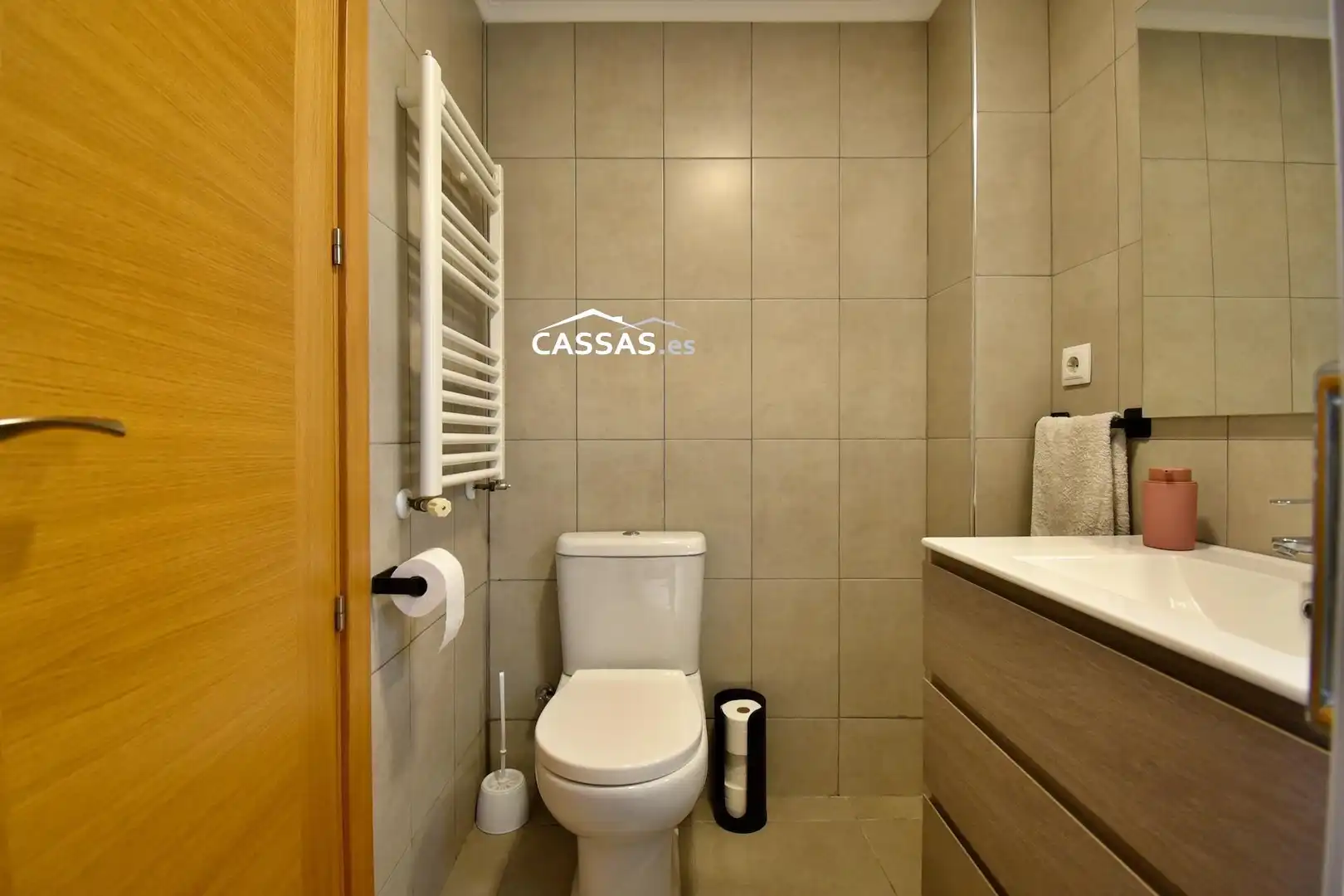 Bathroom of Flat for sale in Torrejón de Ardoz  with Air Conditioner, Heating and Parquet flooring