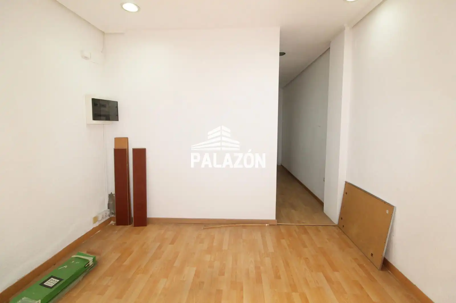 Local comercial en venta en Crevillent