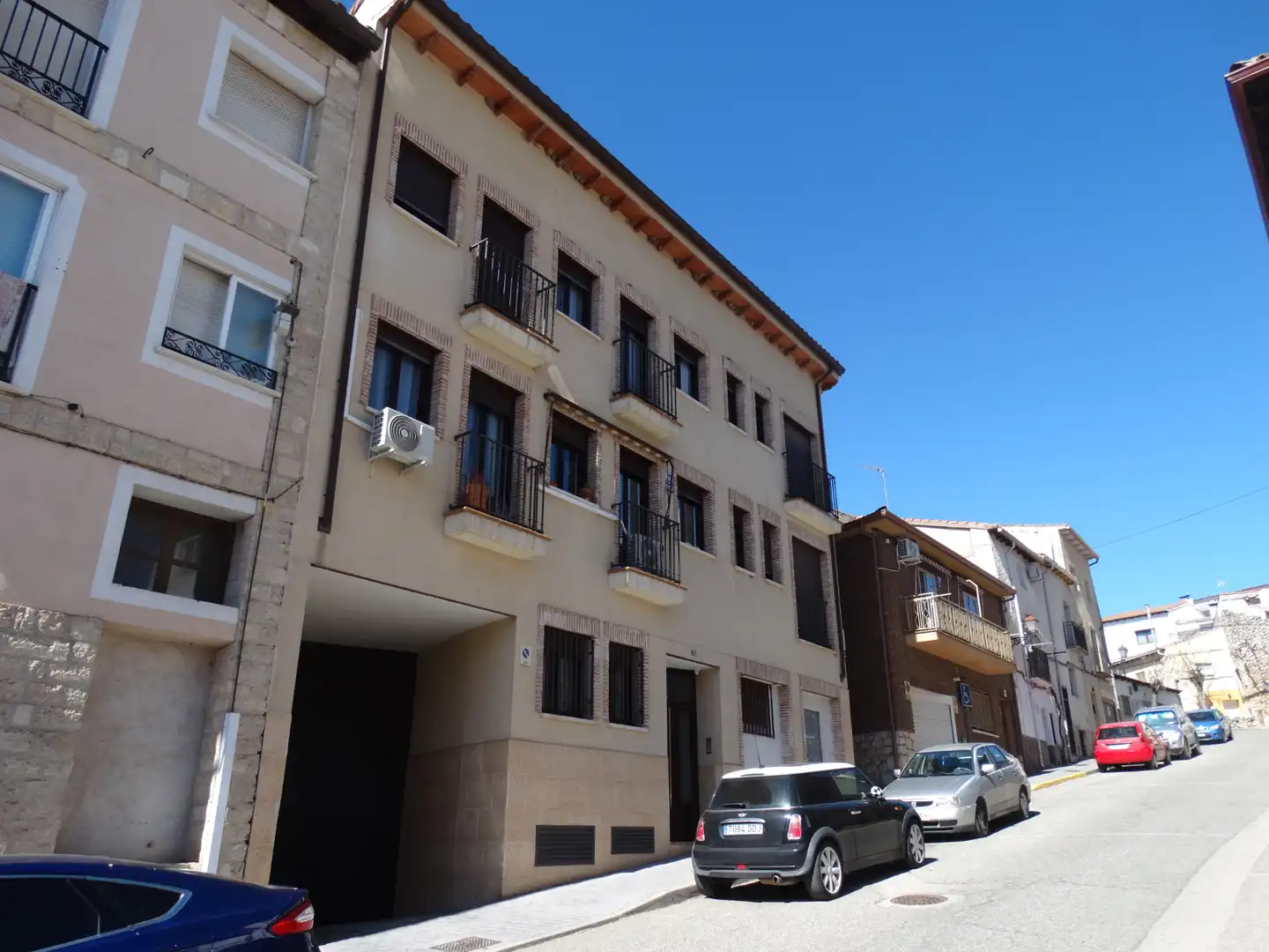 Vista exterior de Apartamento de alquiler en Horche con Calefacción, Amueblado y Horno