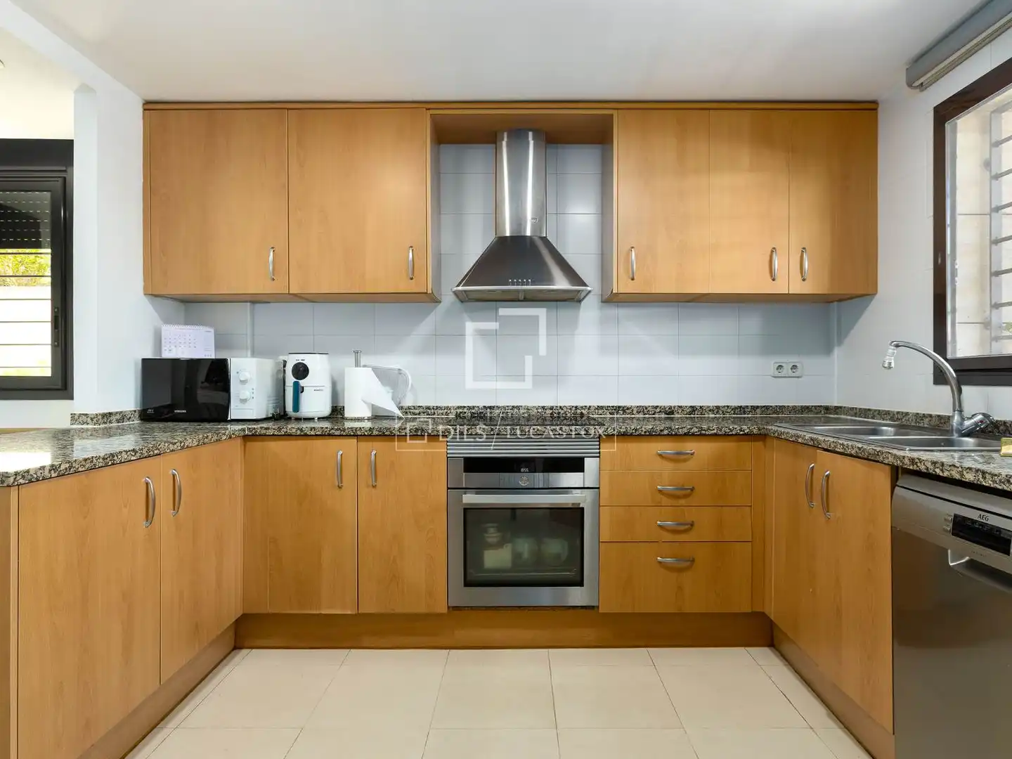 Detached house with terrace for sale in Cabrils, imagen 5