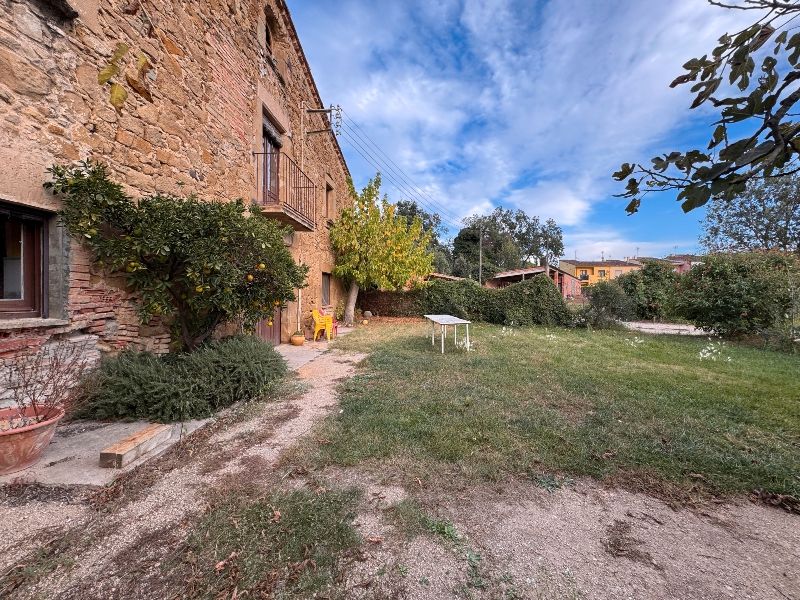 Jardí de Finca rústica en venda en Corçà amb Jardí privat, Terrassa i Balcó