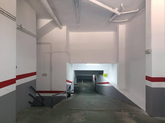 Garaje en Venta en Can Tintorer - Can Tries