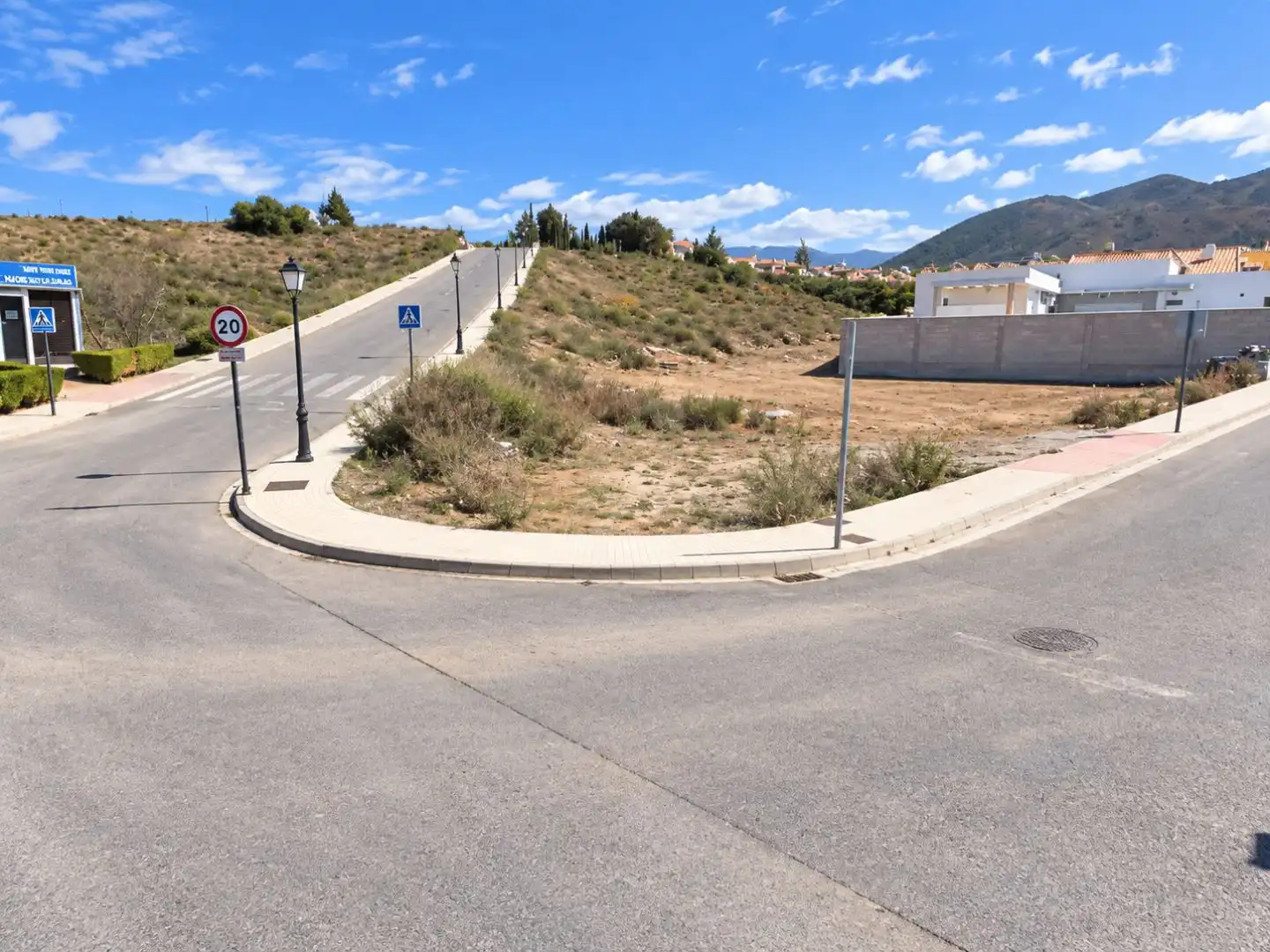 Wohnbaugrundstück zum Verkauf in Barrio Urbanizable 33, imagen 3