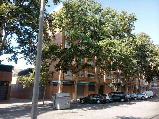 Local comercial en Venta en C/ Emili Botey Alsina en Tres Torres