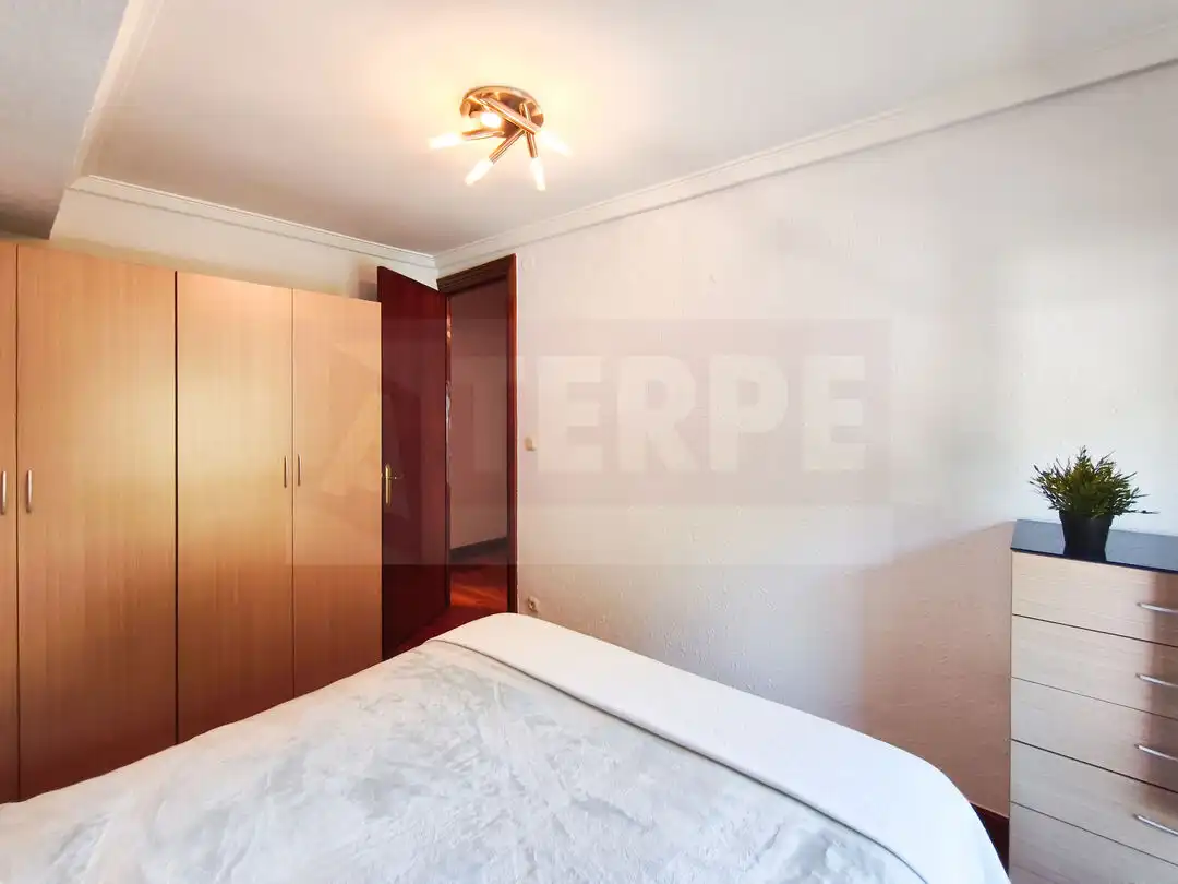 Bedroom of Flat for sale in Errenteria  with Furnished and Balcony