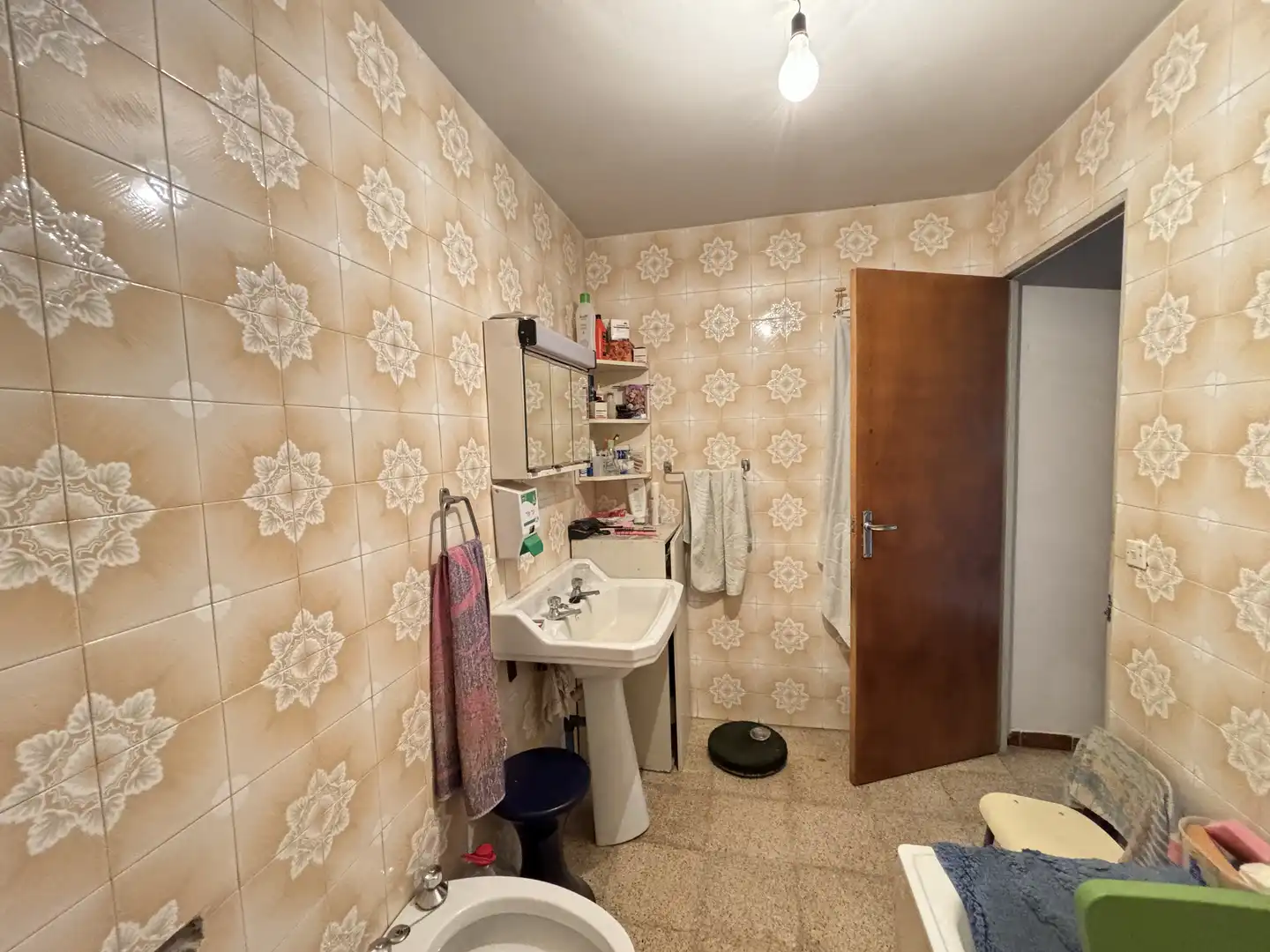 Baño de Finca rústica en venta en Villa del Prado con Aire acondicionado, Calefacción y Amueblado