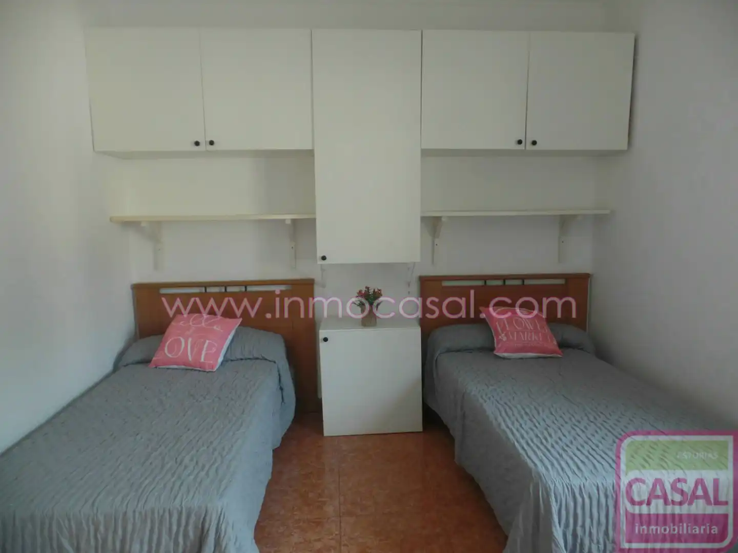 Schlafzimmer von Wohnung zur Miete in Siero mit Heizung und Möbliert