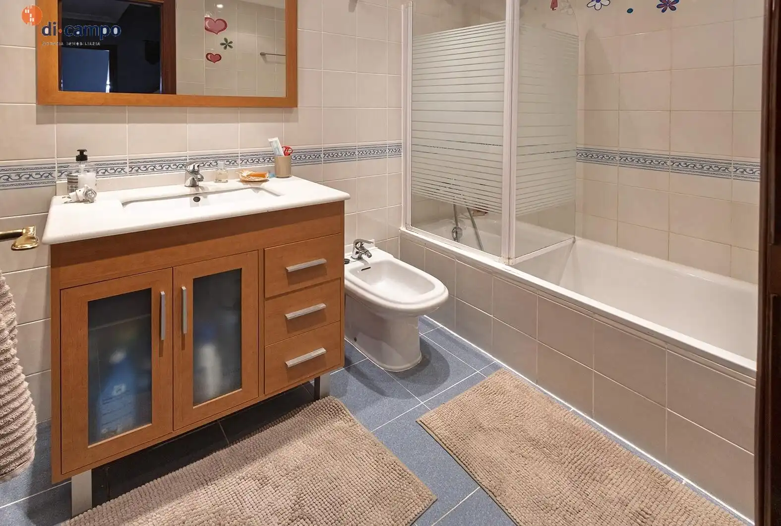 Baño de Casa adosada en venta en Fuensaldaña con Calefacción