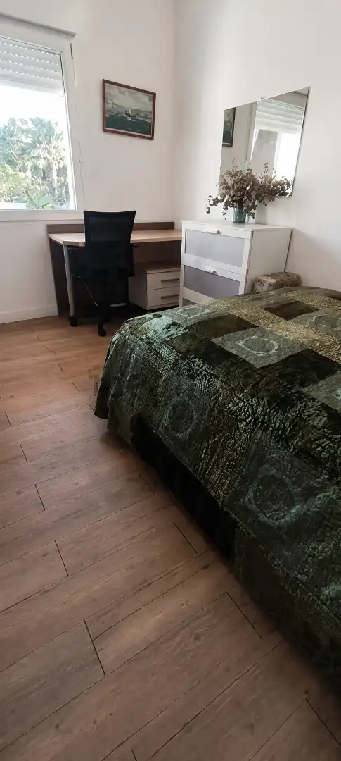 Dormitori de Casa o xalet de lloguer en Santander amb Calefacció, Terrassa i Traster