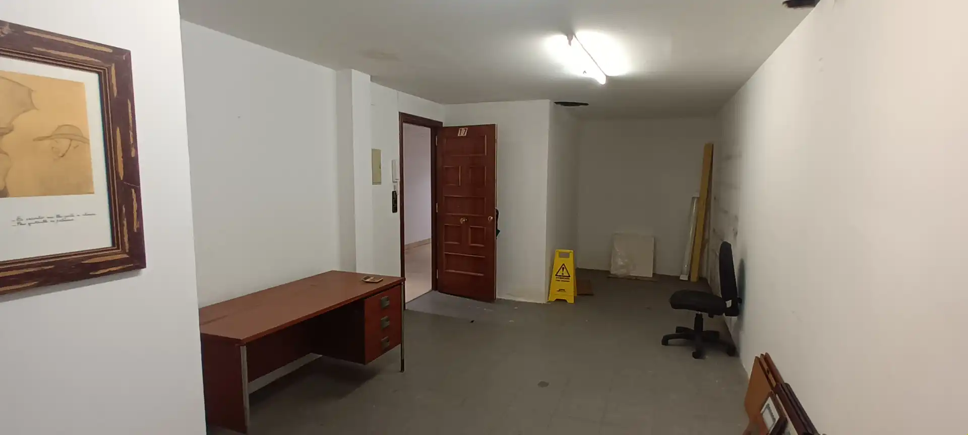 Office for sale in Vigo   with Storage room