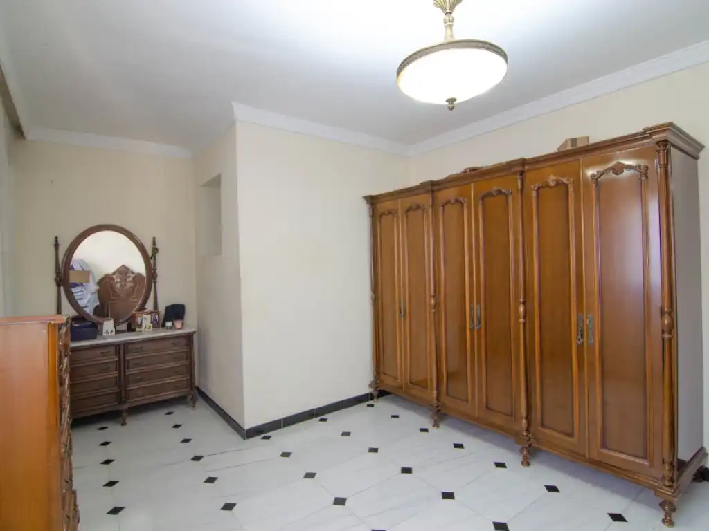 Dormitori de Casa o xalet en venda en La Rinconada