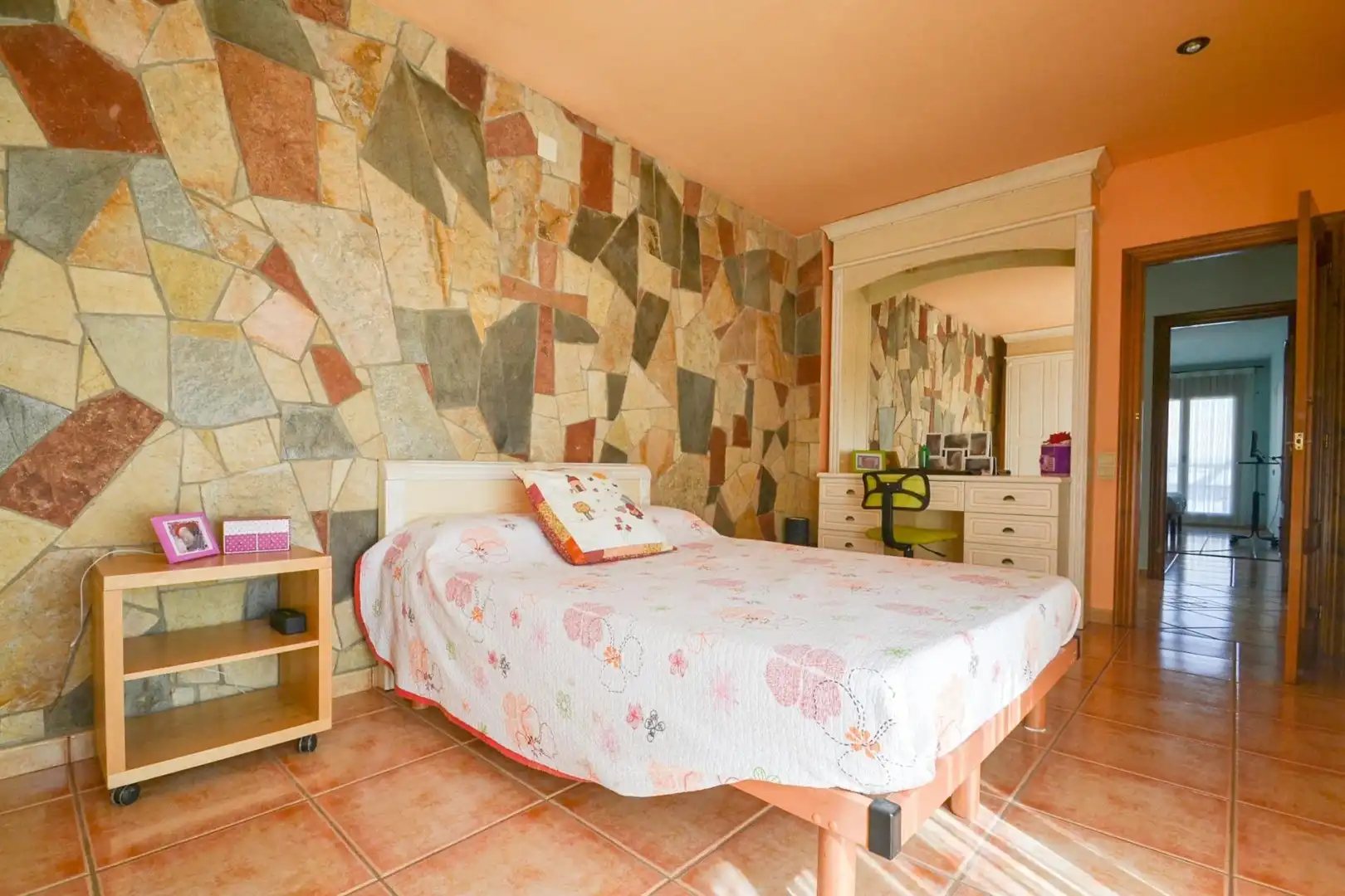Dormitori de Casa o xalet en venda en Deltebre amb Aire condicionat, Jardí privat i Terrassa