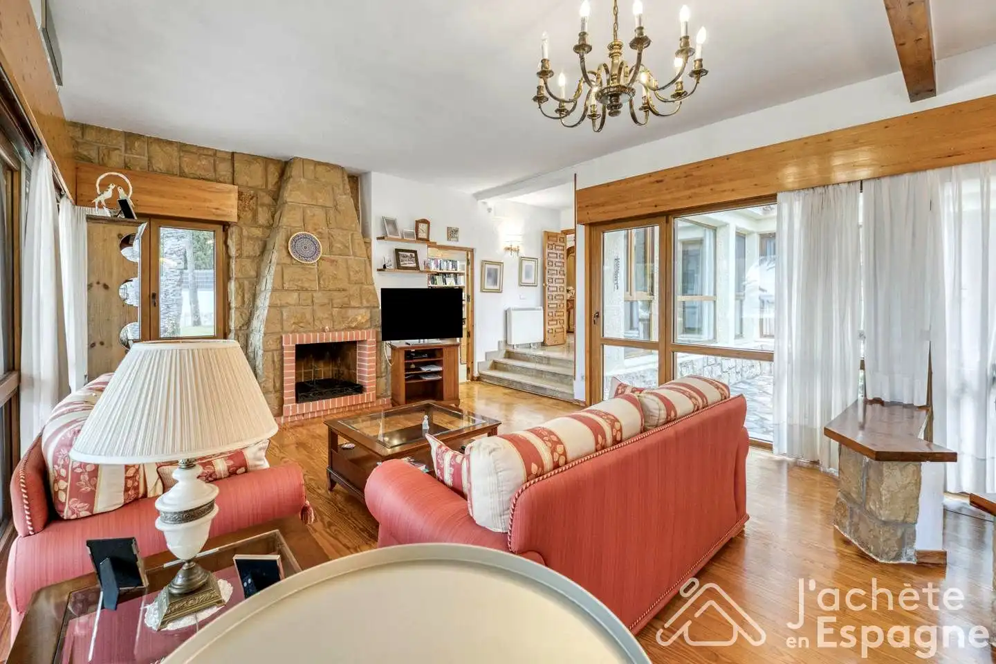 House with pool for sale in Avinguda de les Fonts, imagen 6
