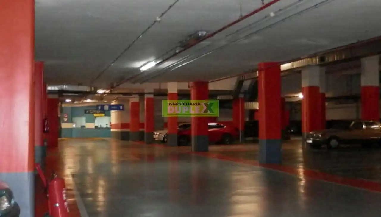 Einzelparkplatz zum Verkauf in Zona Fernández Ladreda, imagen 4