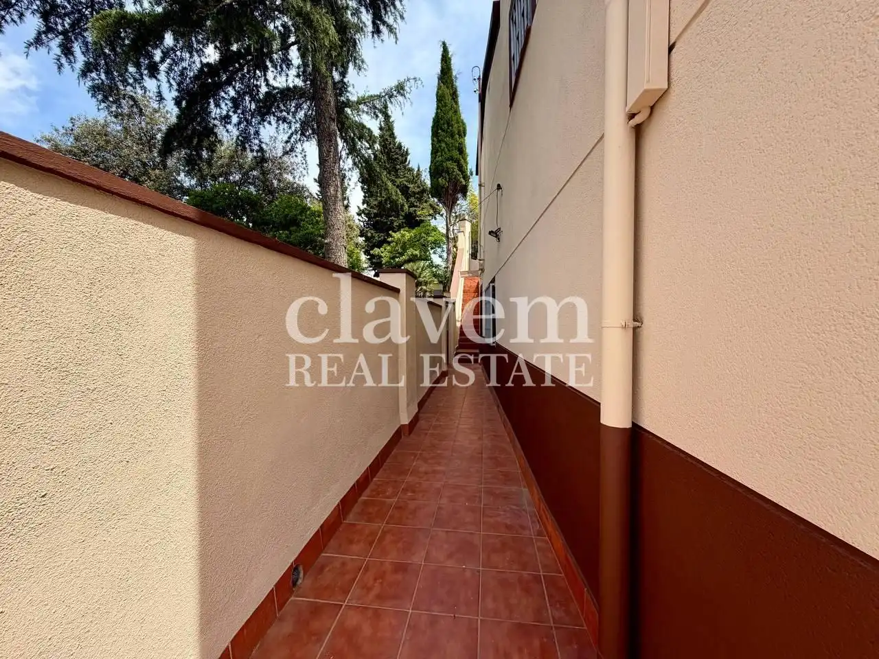 Vista exterior de Casa o chalet en venta en Barcelona con Aire acondicionado, Jardín privado y Terraza