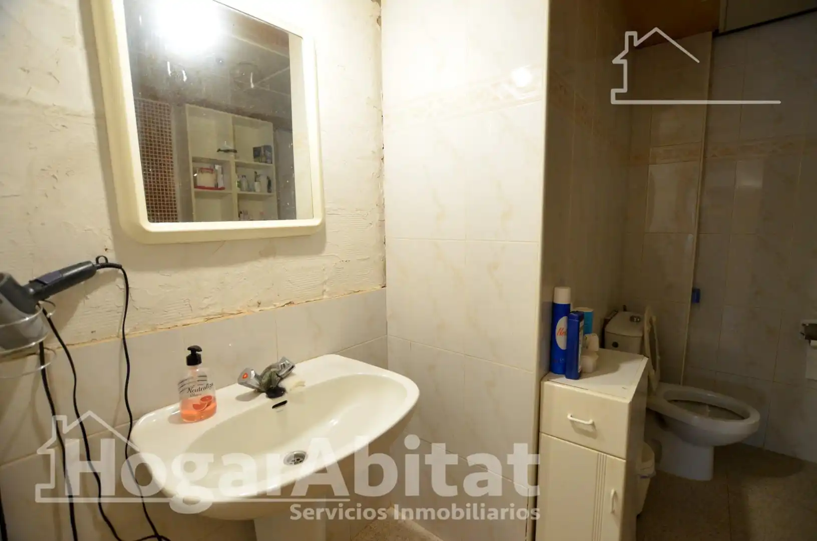 Badezimmer von Haus oder Chalet zum Verkauf in Mutxamel mit Heizung, Privatgarten und Terrasse