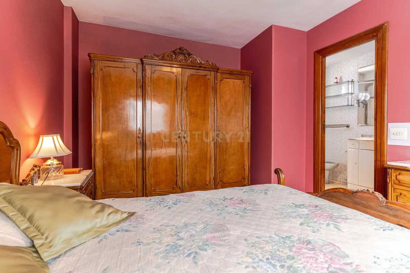 Habitación de Piso en venta en Granada con Trastero y Balcón