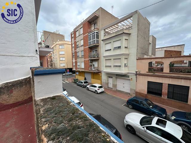 Casa-chalet en Venta en  SANZ DE BREMOND, 9 en Plaza Illes Columbretes
