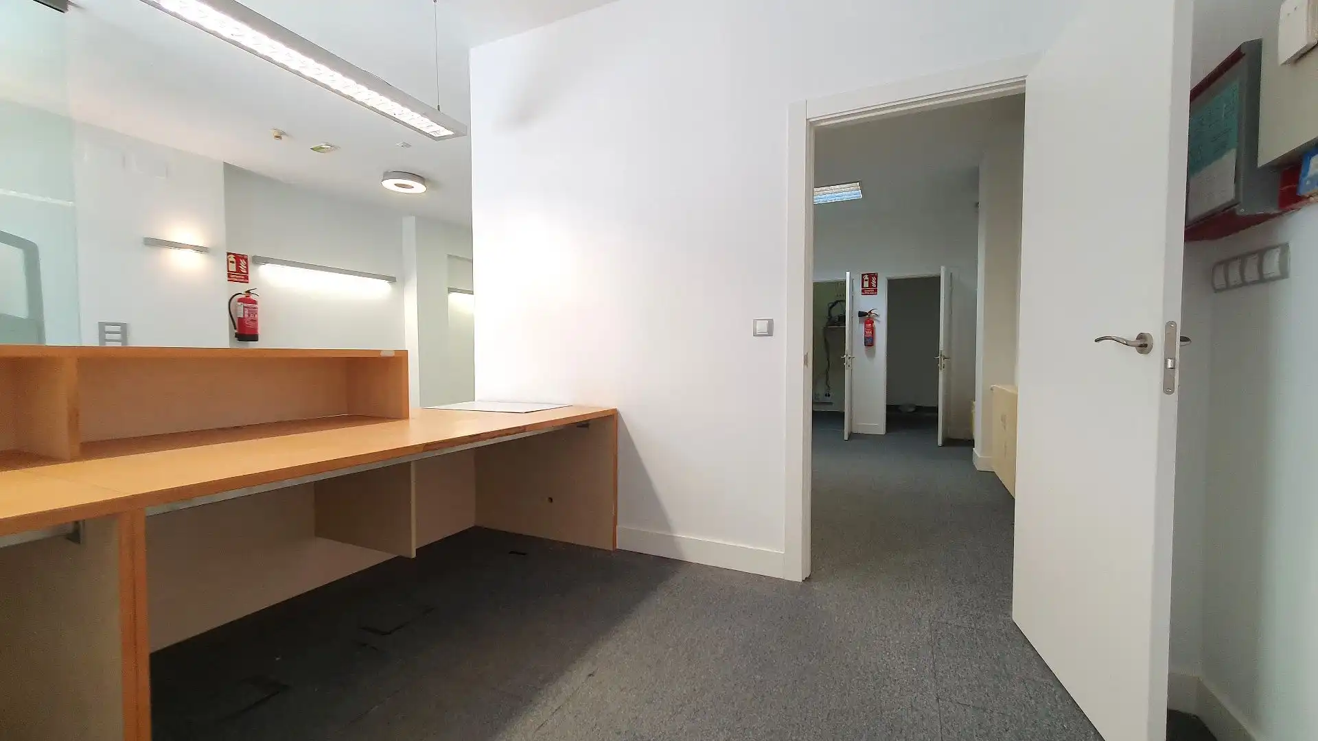Business premises to rent in Centro - Mendibil - Santiago, imagen 16