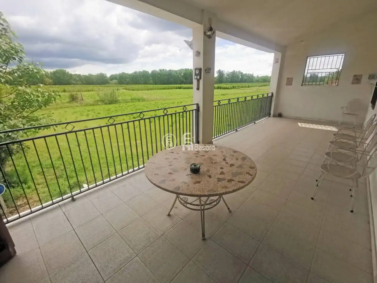 Casa rústica amb jardí en venda a Carretera corbins, km 3, imagen 3