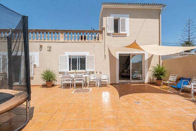 Casa-chalet en Venta en  TETUAN en Son Anglada