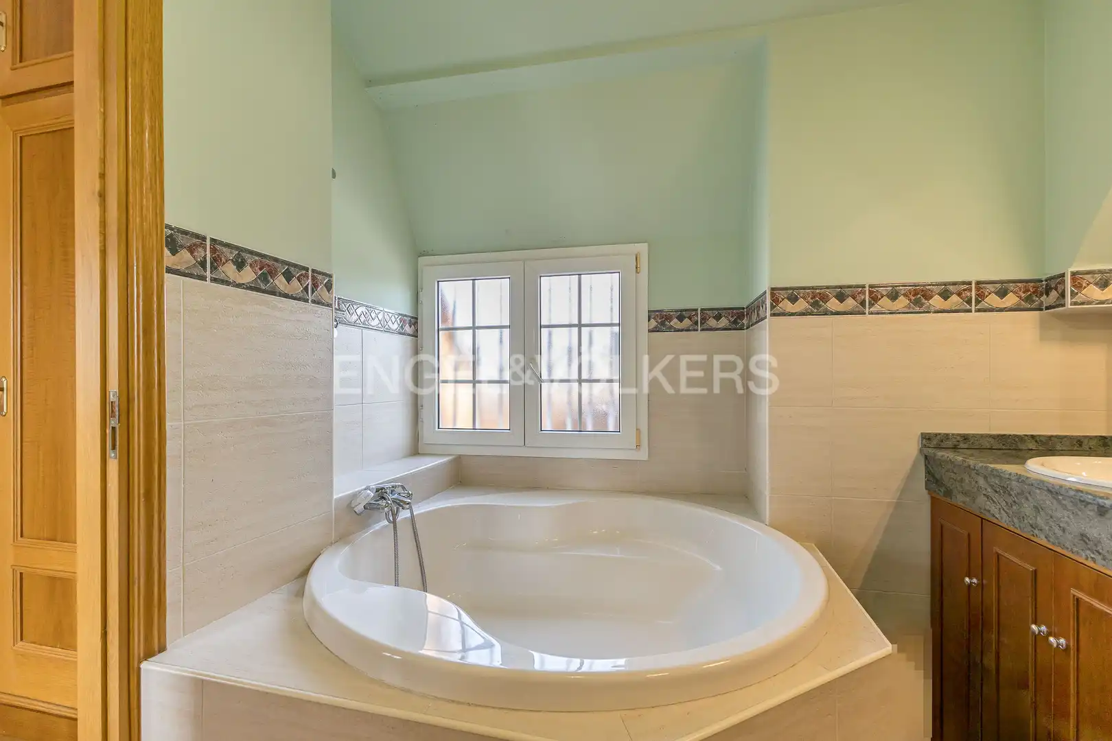 Baño de Casa o chalet en venta en Móstoles con Calefacción, Jardín privado y Terraza