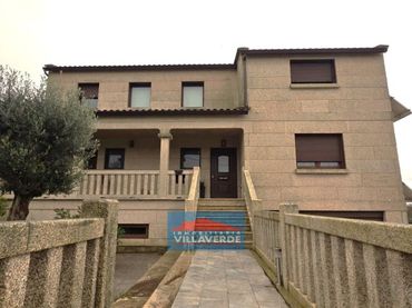 Villa mit Balkon zum Verkauf in Coiro