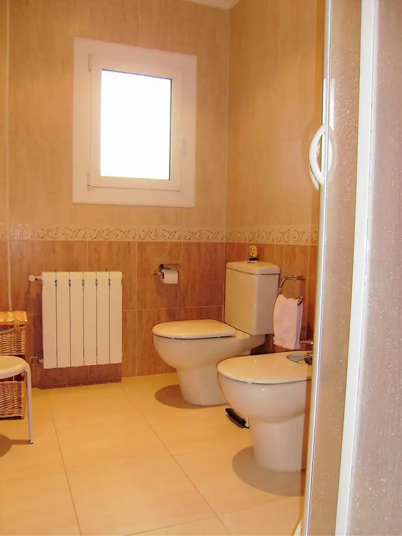 Chalet con piscina en venta en Urbanizaciones, imagen 46