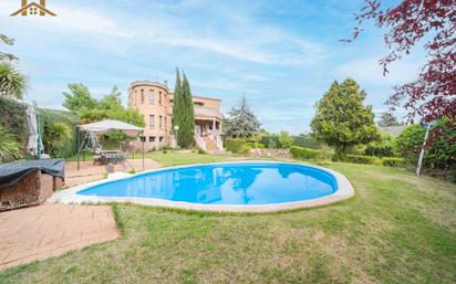 Jardí de Casa o xalet en venda en Boadilla del Monte amb Aire condicionat, Calefacció i Jardí privat
