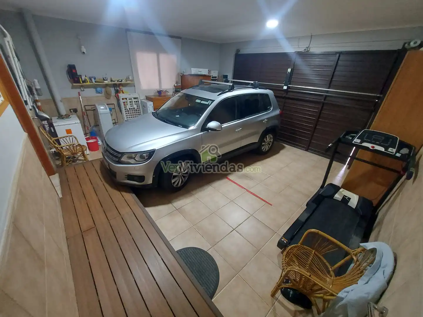 Aparcament de Casa o xalet en venda en Vallirana amb Aire condicionat, Calefacció i Jardí privat