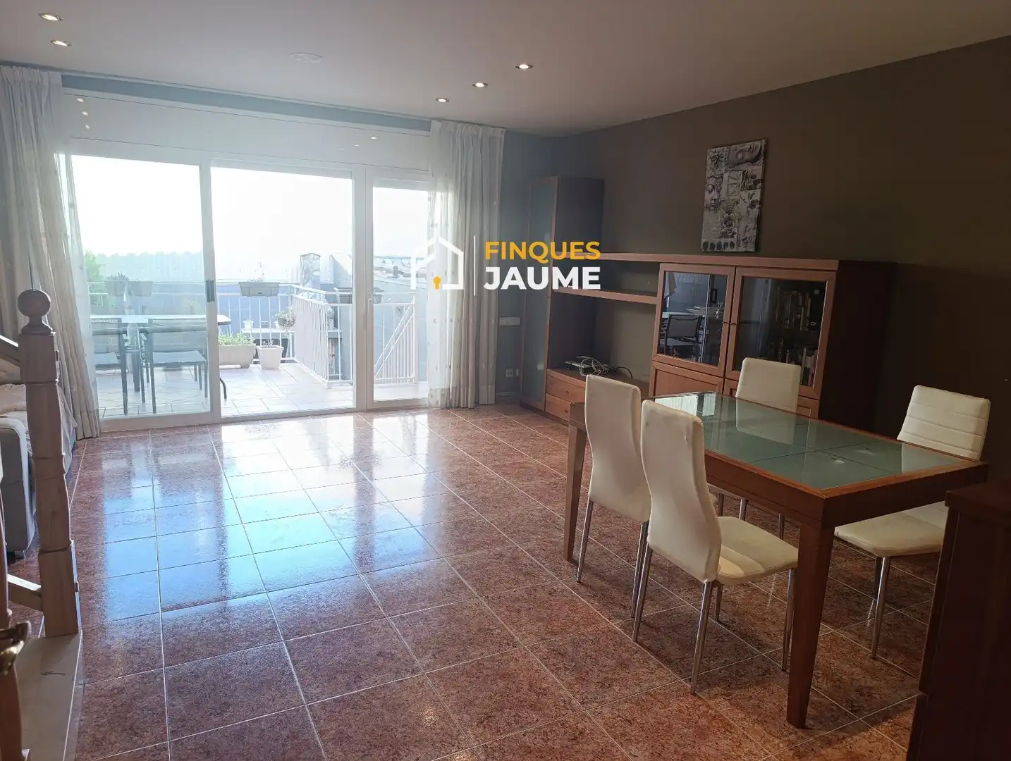 Sala de estar de Casa adosada en venta en Torrefarrera con Aire acondicionado, Calefacción y Terraza