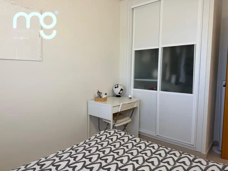 Habitación de Casa adosada en venta en Premià de Mar con Aire acondicionado, Calefacción y Jardín privado