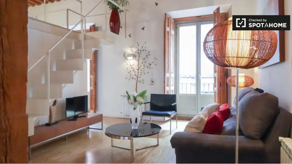 Wohnung mit Terrasse zur Miete in Centro