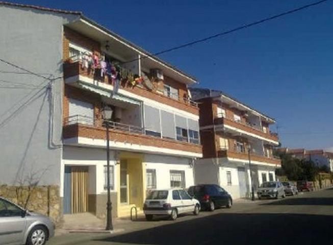 Vista exterior de Local en venda en Valdeobispo