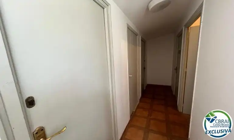 Flat for sale in Roses  with Heating, Terrace and Furnished