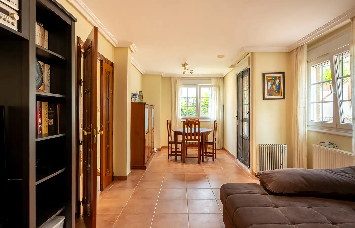 Sala de estar de Casa o chalet en venta en Oleiros con Calefacción, Jardín privado y Parquet