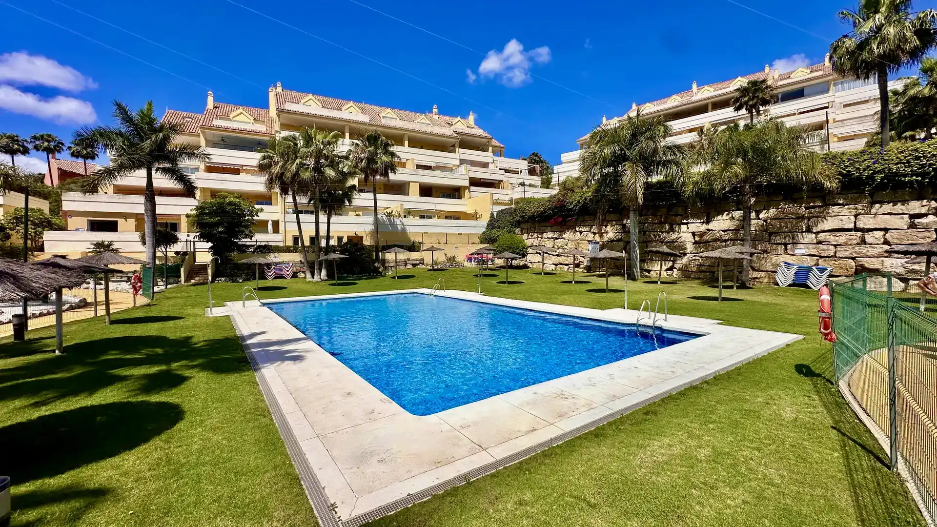 Swimming pool of Flat for sale in Estepona  with Air Conditioner and Swimming Pool