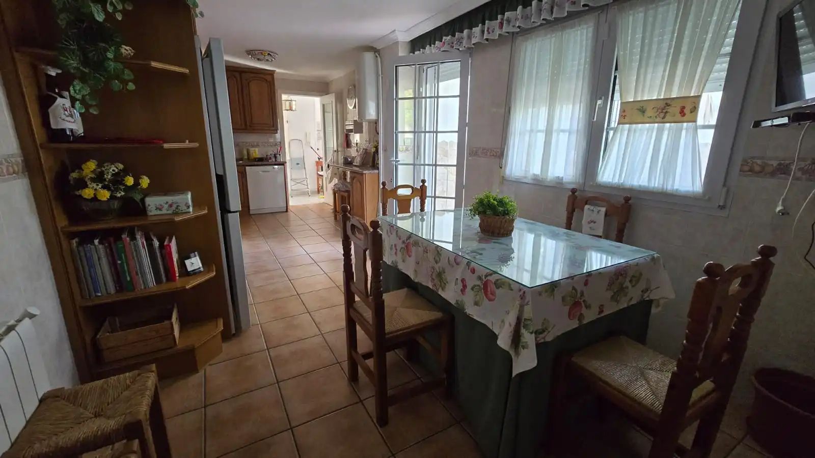 Cuina de Casa o xalet en venda en Úbeda amb Aire condicionat, Calefacció i Jardí privat